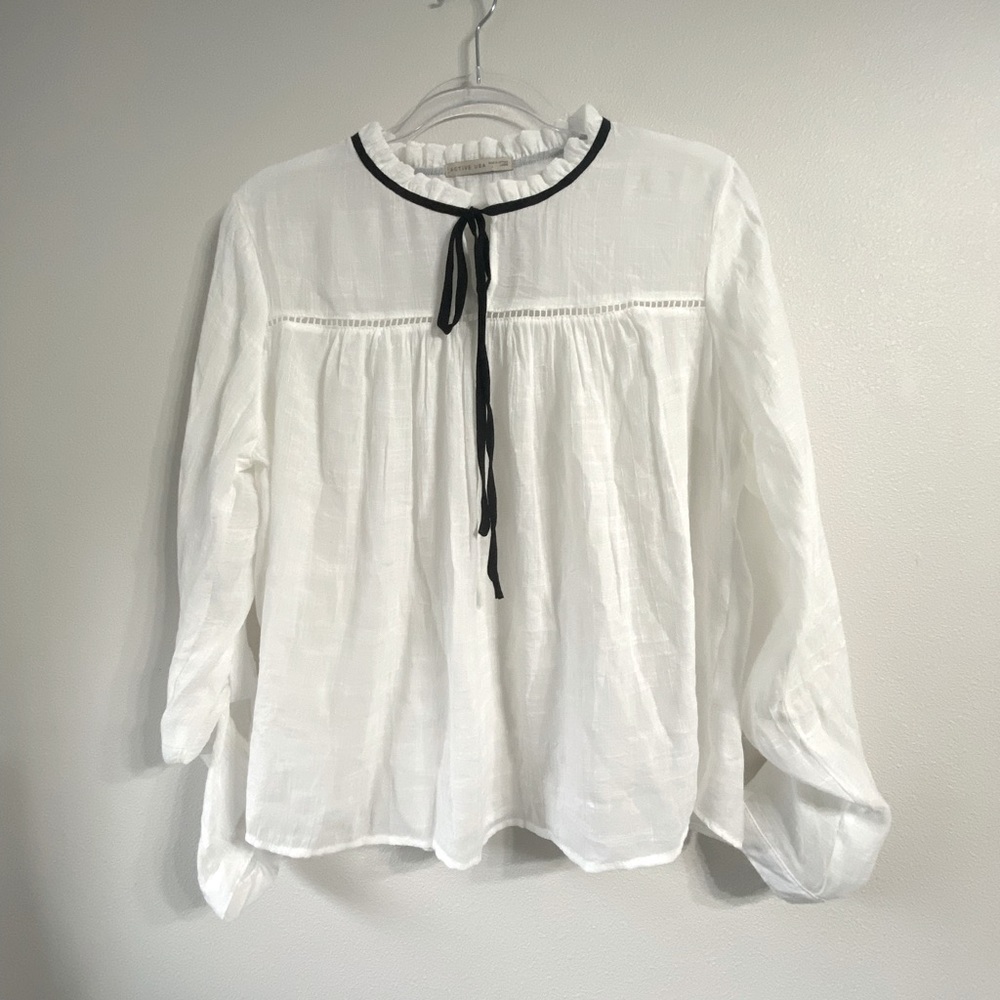 Active USA Sheer Top, size L